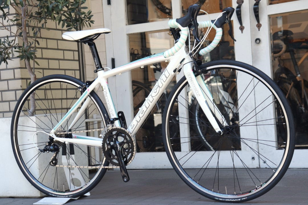 ビアンキ Bianchi ヴィアニローネ VIA NIRONE 7 DAMA BIANCA 2016 44サイズ シマノ ソラ 3500 M –  BICI AMORE ONLINE STORE