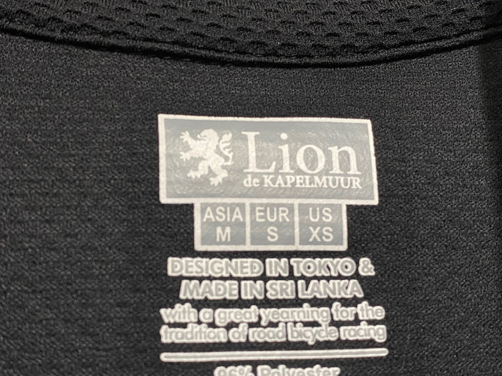 JS812 リオンドカペルミュール Lion de KAPELMUUR 半袖 サイクルジャージ 黒 Ｍ