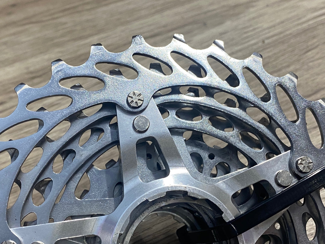 KE967 スラム SRAM PG-1070 スプロケット 11-32T 10S