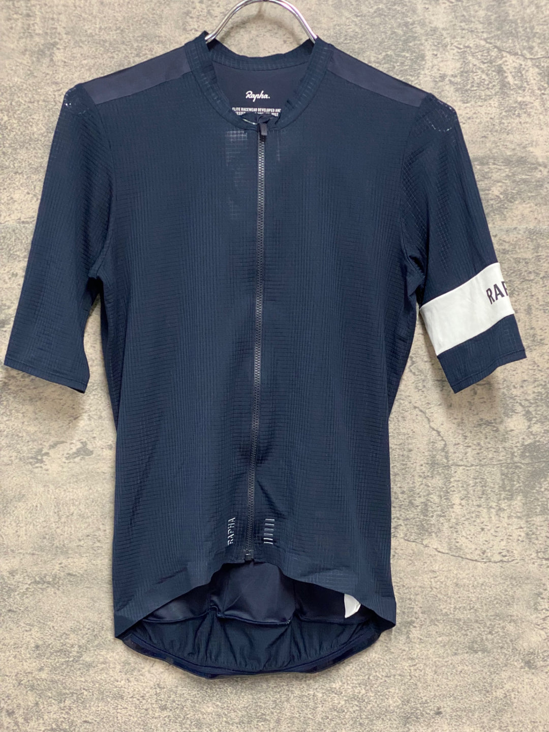 JW107 ラファ Rapha PRO TEAM FLYWEIGHT JERSEY 半袖サイクルジャージ 紺 M 裾ゴム伸び