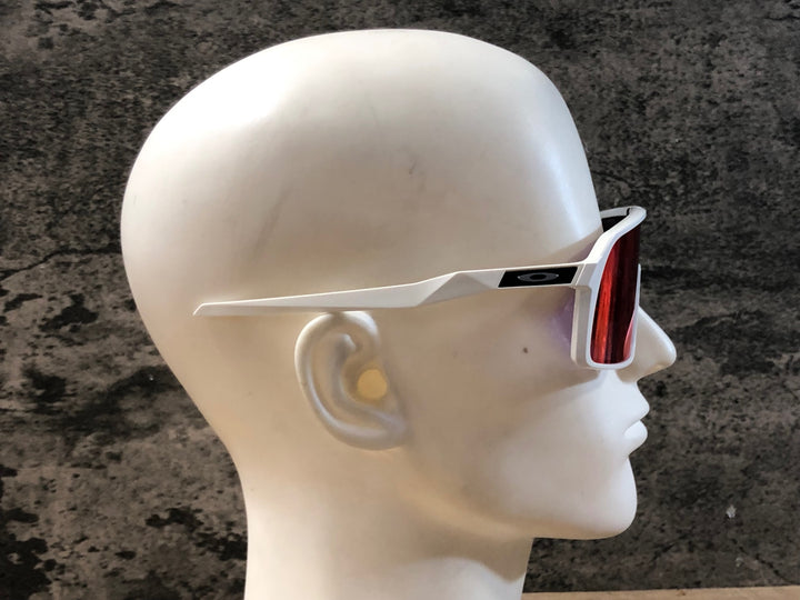 KD264 オークリー OAKLEY SUTRO アイウェア サングラス 白 PRIZMレンズ