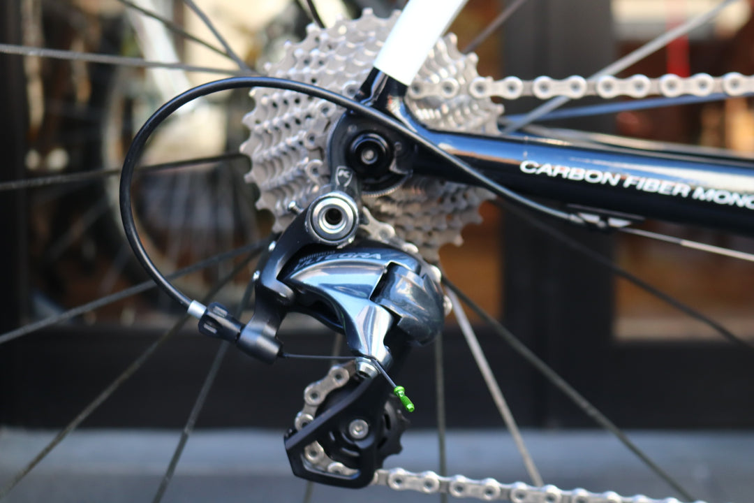 クオータ KUOTA キラル KIRAL 2015モデル Mサイズ シマノ アルテグラ 6800 MIX 11S カーボン ロードバイク 【東京南麻布店】