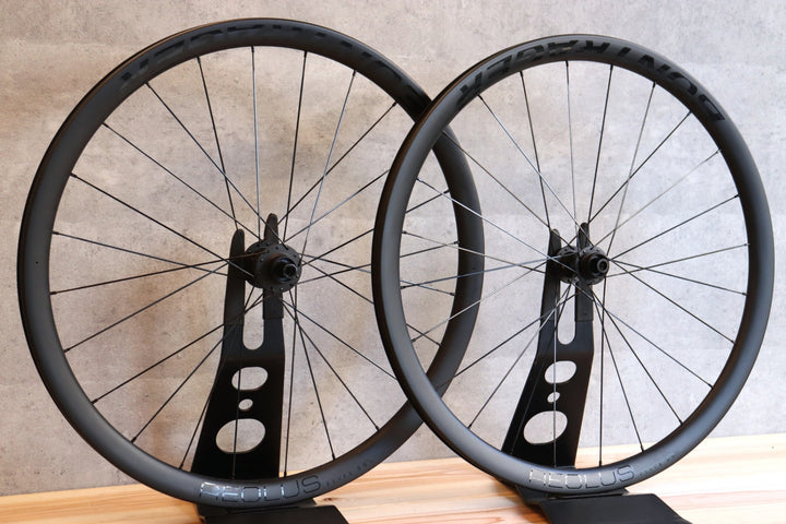 ボントレガー BONTRAGER アイオロス エリート AEOLUS ELITE 35 TLR DISC カーボン チューブレスレディ ホイールセット シマノ11/12S 【さいたま浦和店】