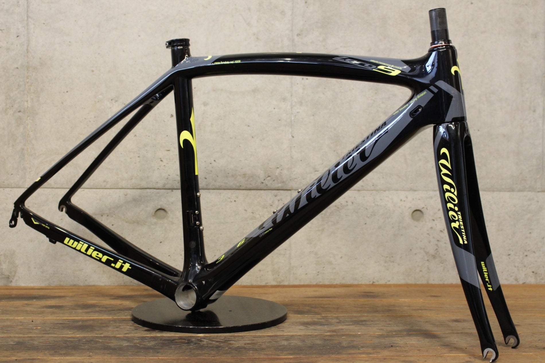 Wilier フルカーボンフレーム ウィリエール おまけ ウィリエール WILIER ゼロノヴェ Zero9 2015モデル Sサイズ カーボン
