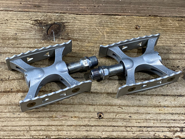 KO812 三ヶ島 MKS TOURING LITE フラットペダル ※錆