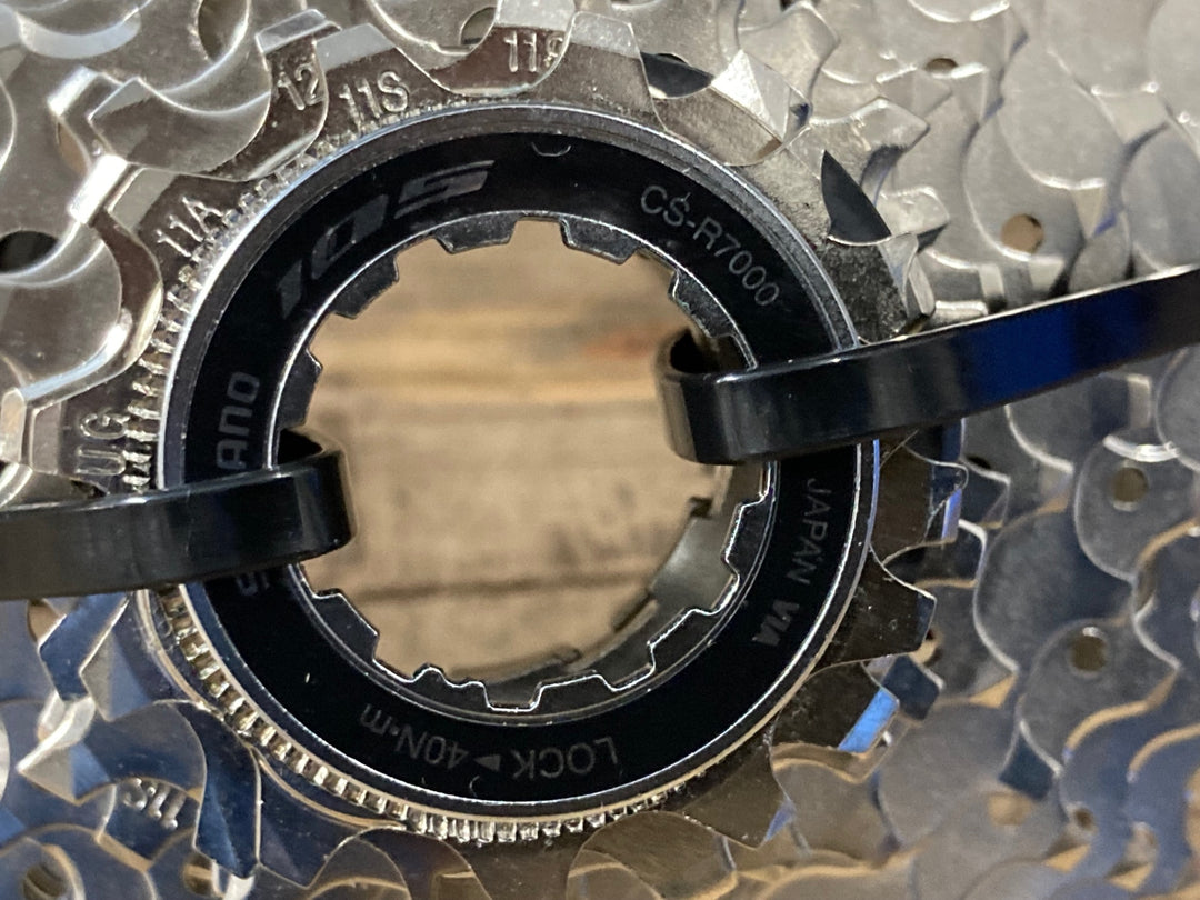 KE177 SHIMANO 105 CS-R7000 スプロケット 11-28T 11S