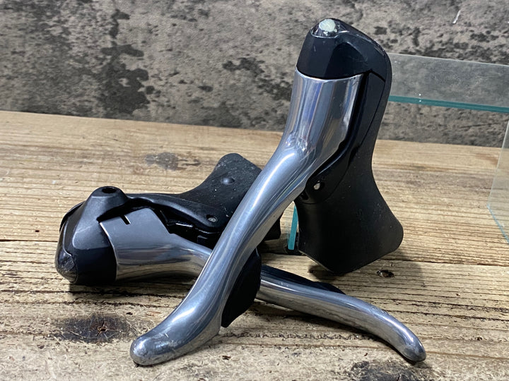 KC859 シマノ SHIMANO 105 ST-5600 STIレバー 左右セット ※変速不良のためジャンク