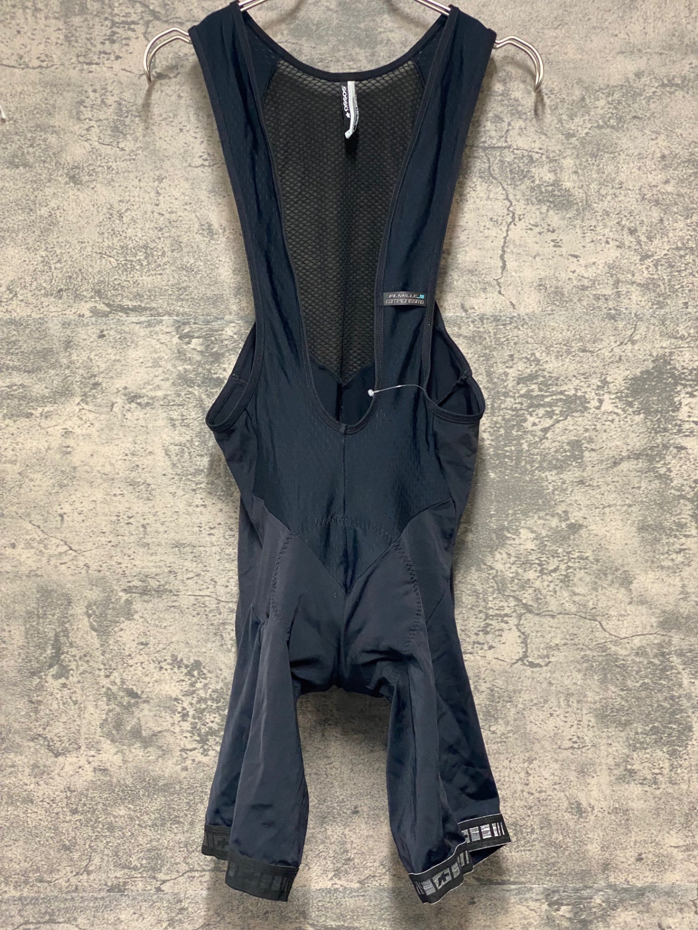 ビブショーツ アソス assos FI.13 S5 Sサイズ ブラック JV152 アソス ASSOS FI.13 S5 ビブショーツ 黒 L – BICI AMORE ONLINE