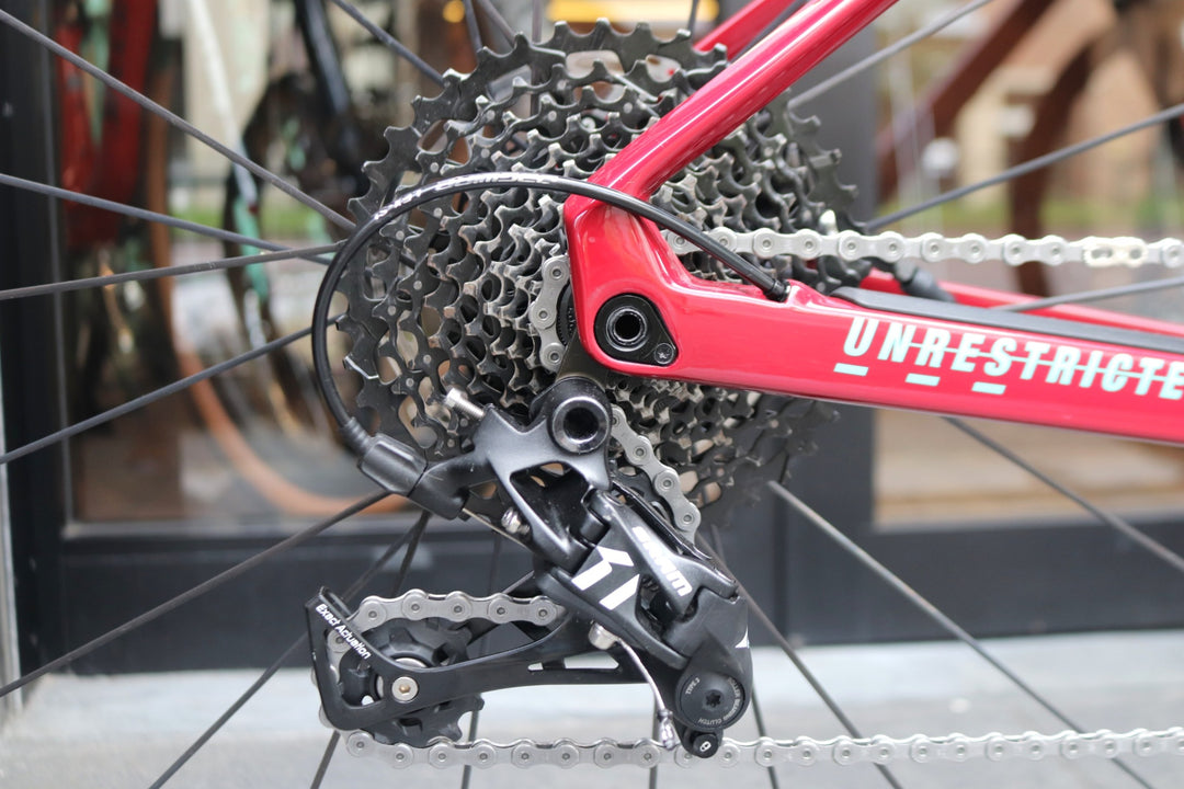 BMC URS FOUR APEX1 2021モデル Mサイズ スラム APEX 1 11S カーボン グラベル ロードバイク 【東京南麻布店】