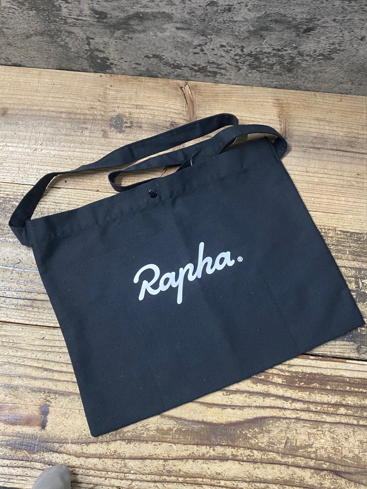 KK535 ラファ Rapha FEED BAG サコッシュ 黒