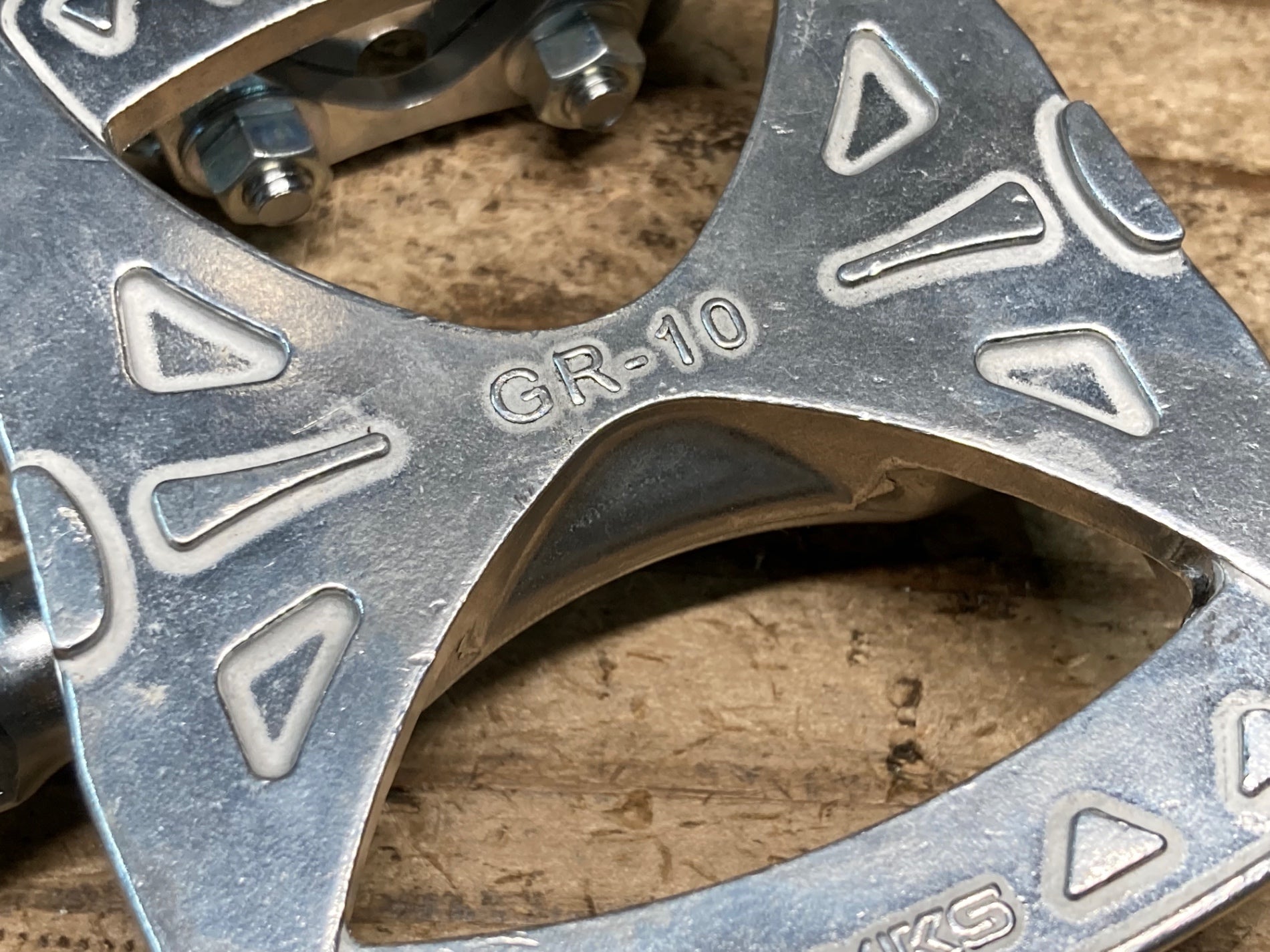 JP189 三ヶ島 MKS GR-10 ペダル トゥークリップ – BICI AMORE ONLINE STORE