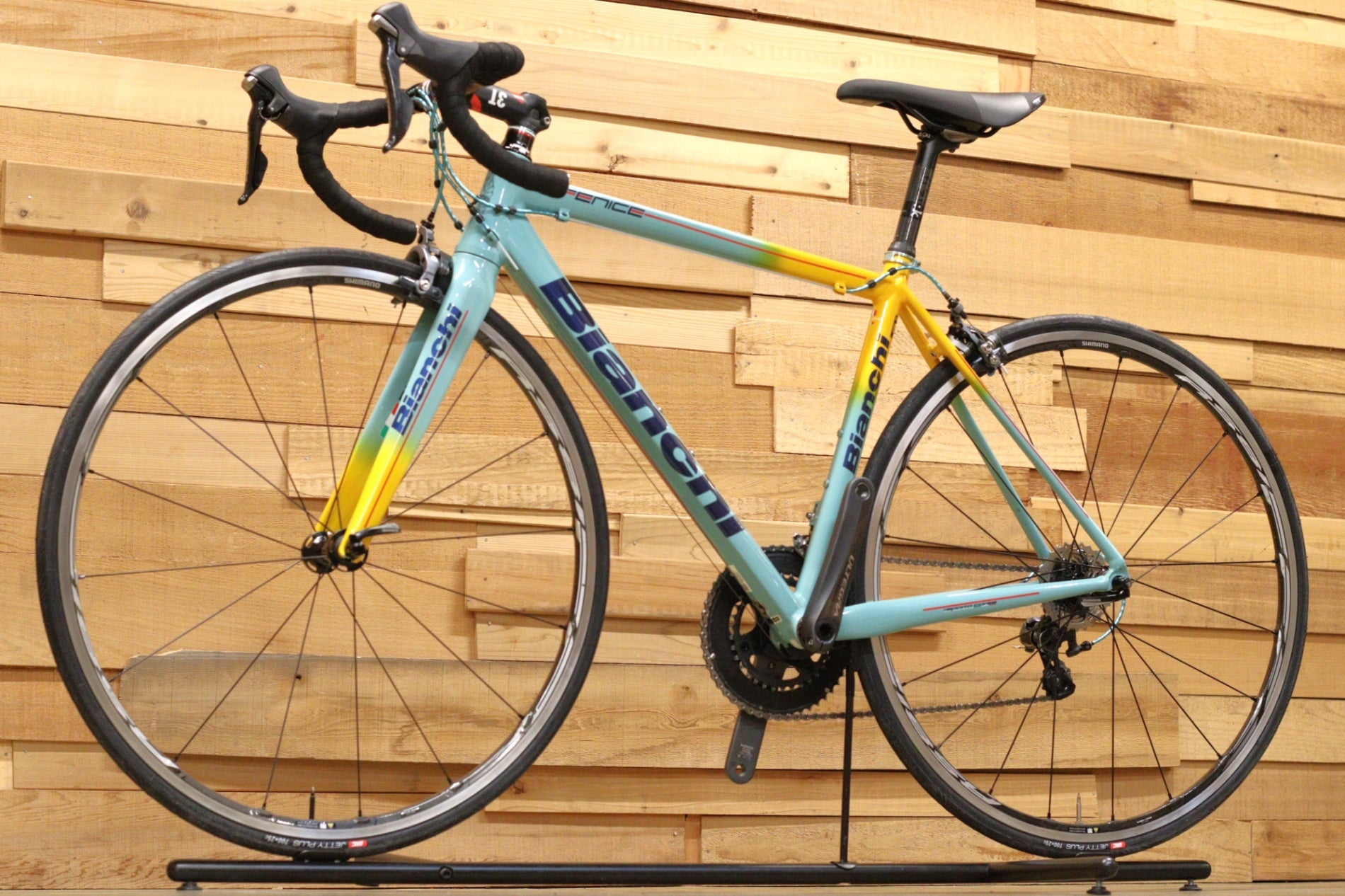 ビアンキ Bianchi フェニーチェ プロ FENICE PRO 2018 ビアンキ Bianchi フェニーチェ プロ FENICE PRO 2017 53サイズ シマノ