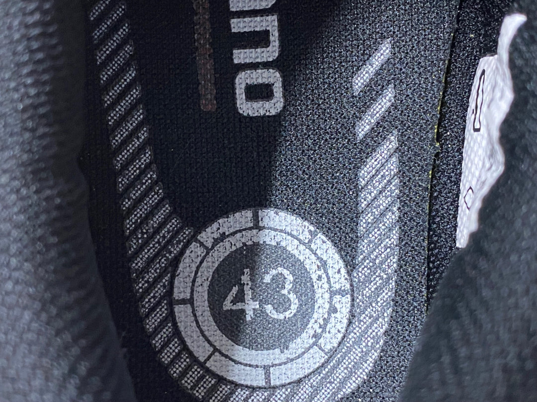 KG373 シマノ SHIMANO RP1 SH-RP100-S L ビンディングシューズ 黒 SPD 3穴 EU43 ※ペン字あり