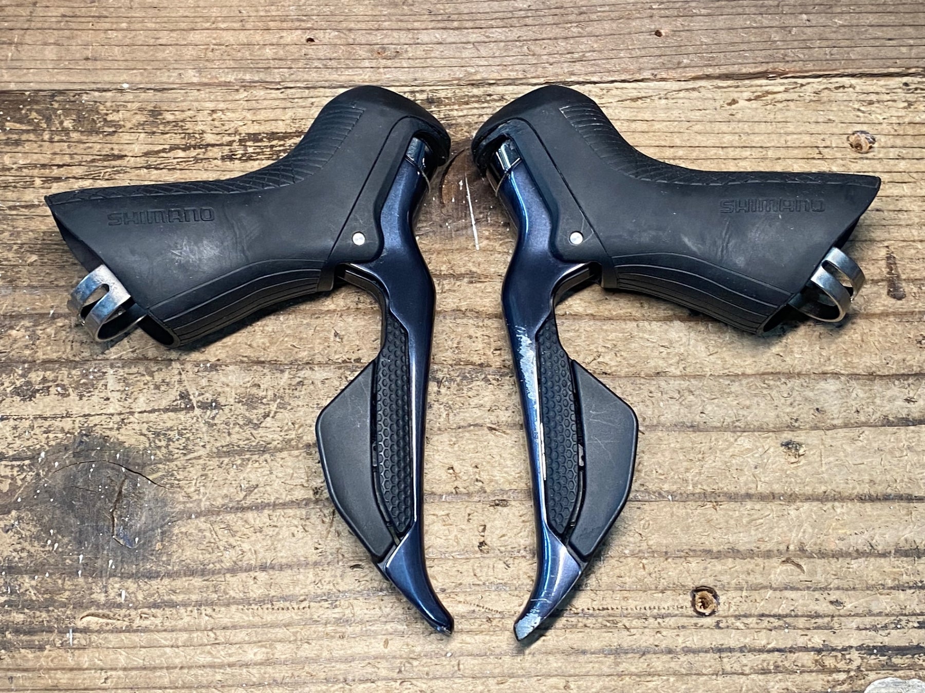 JJ310 シマノ SHIMANO アルテグラ ULTEGRA ST-R8050 STIレバー 2