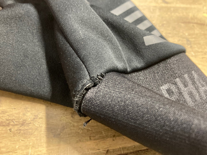 KH964 ラファ Rapha PRO TEAM WINTER GLOVES 長指 グローブ 黒 M 裏起毛