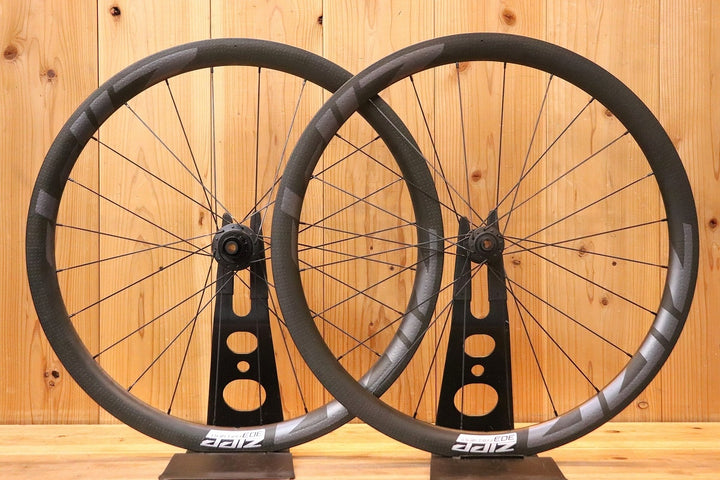 ジップ ZIPP 303 FIRECREST TUBELESS DISC カーボン チューブレスレディ ホイールセット シマノ 11S/12S フックレス 【芦屋店】
