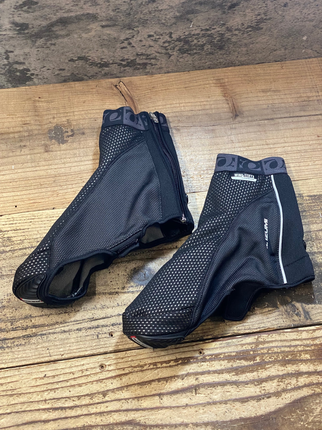 JW429 パールイズミ PEARL iZUMi シューズカバー 黒 WIND BREAK TITANIUM 裏起毛