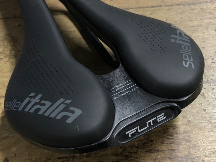 KM169 セライタリア SELLE ITALIA フライト FLITE BOOST MANGANESE レール 135mm