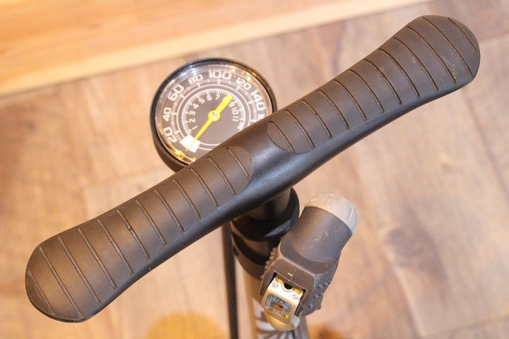 エヴァディオ AVEDIO STフロアポンプ ST FLOOR PUMP 空気入れ 米式/仏式対応 【名古屋店】