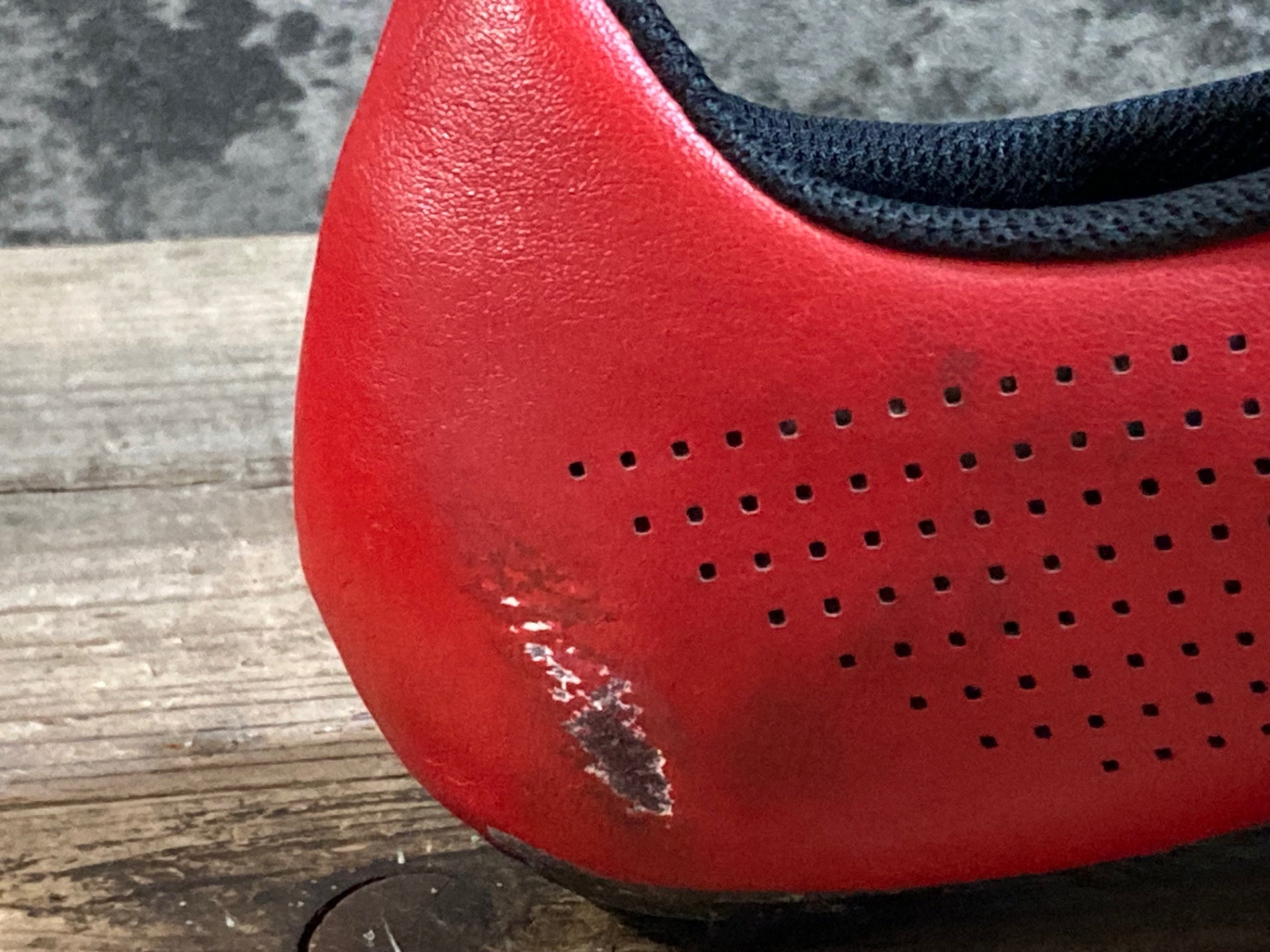 KE359 フィジーク fizik R1 ビンディングシューズ SPD-SL EU43 赤