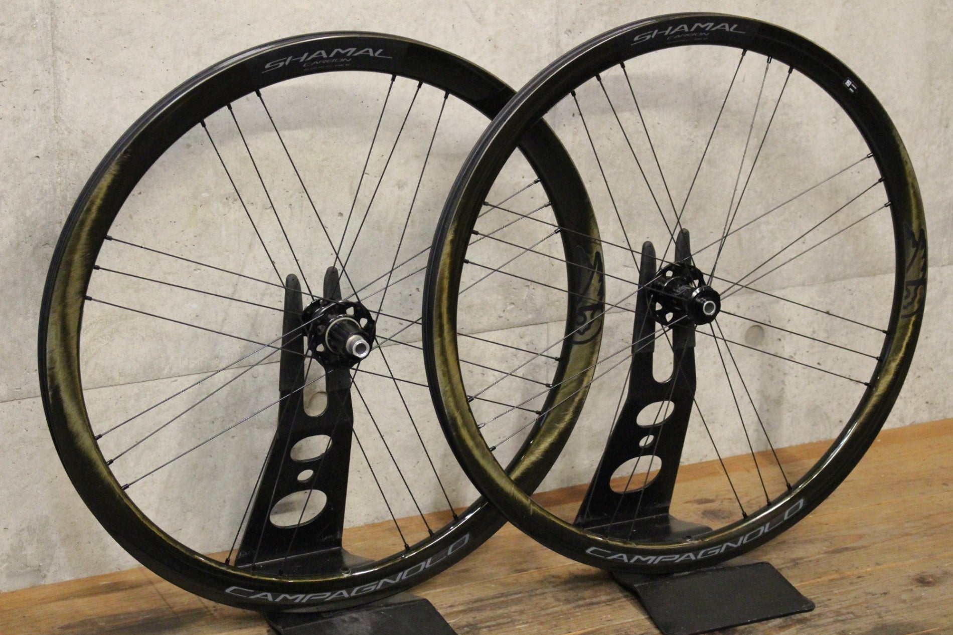 カンパニョーロ CAMPAGNOLO シャマル カーボン SHAMAL CARBON DB