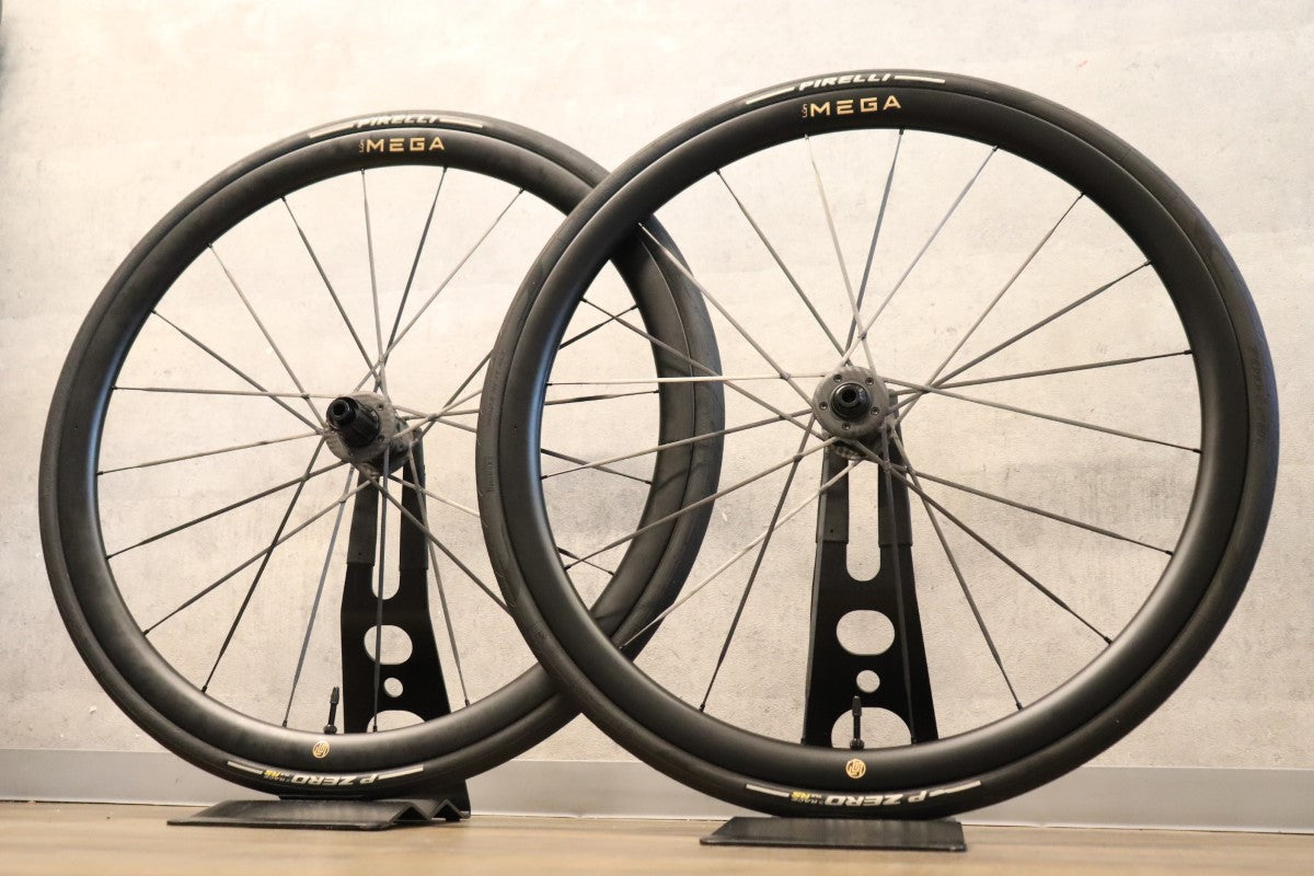 ルン LUN MEGA D33 カーボン チューブレスレディ シマノ 12/11S