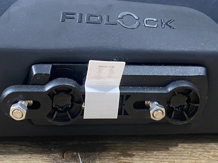 KL096 フィドロック FIDLOCK TWIST ESSENTIAL BAG + BIKE BASE フレームバッグ