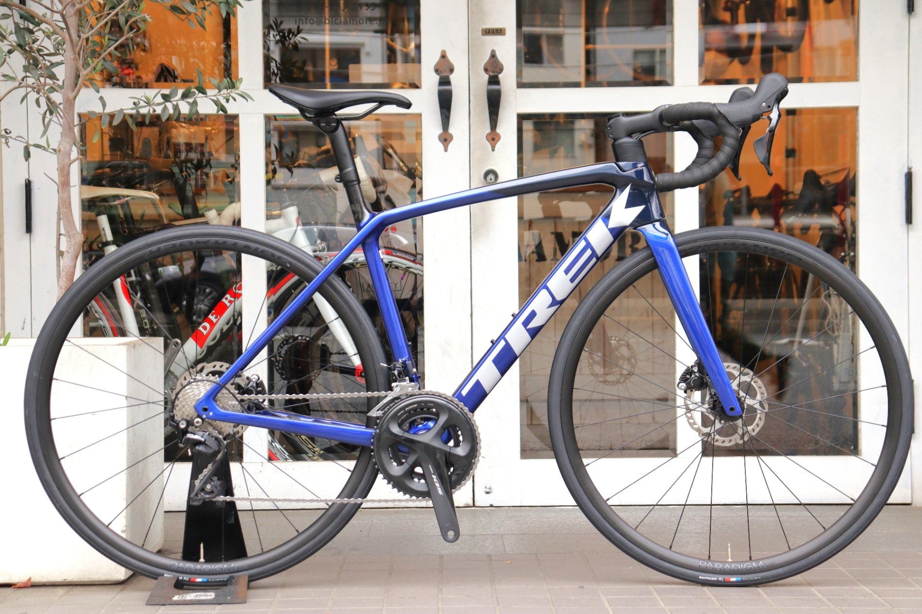 トレック TREK エモンダ EMONDA SL5 DISC 2023モデル 52サイズ シマノ