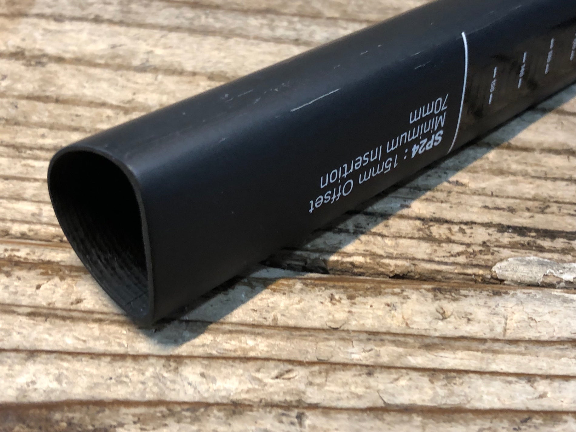 JT481 サーベロ cervelo SP24 カーボン シートポスト 370mm ※ヤグラ欠