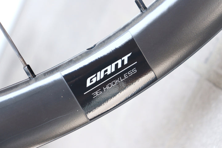 ジャイアント GIANT SLR1 42 DISC シマノ 11S/12S カーボン チューブレスレディ ホイールセット 【横浜店】