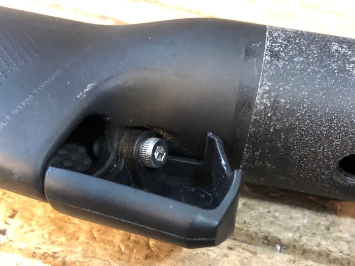 JP455 ロヴァール roval RAPIDE Road Bar カーボン ドロップハンドル 380mm Φ31.8 ※ケーブルカバーねじ非純正