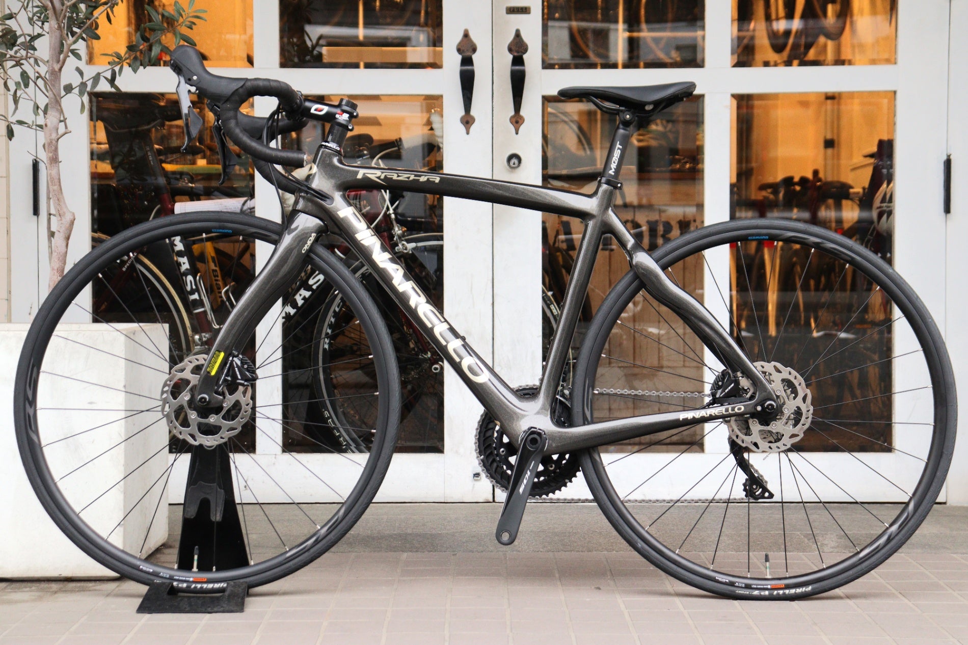 ピナレロ PINARELLO ラザ RAZHA DISK 2023モデル 465サイズ シマノ 105