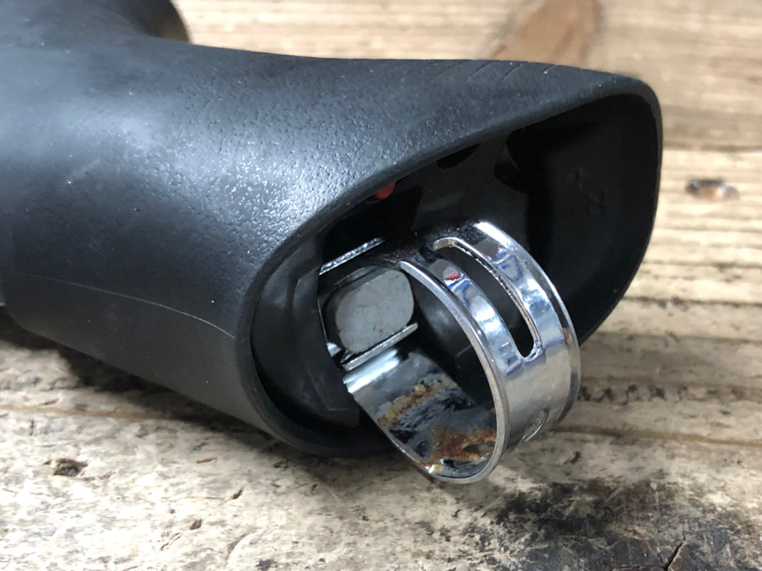 KD743 スラム SRAM レッド RED eTAP D1 HRD レバー 12S 右のみ 動作確認済 ※クランプ部割れのためジャンク