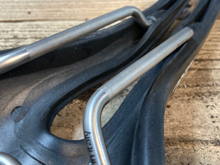 JR958 SELLE SMP ヘル HELL サドル 144mm aisi 304 tubeレール 黒