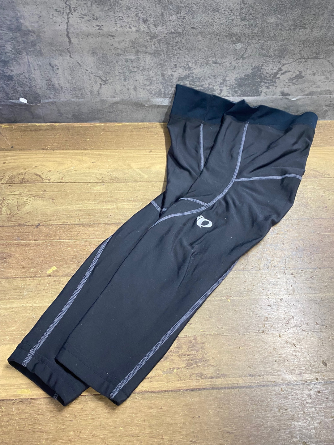 KF236 パールイズミ PEARL iZUMi レッグカバー 黒 M
