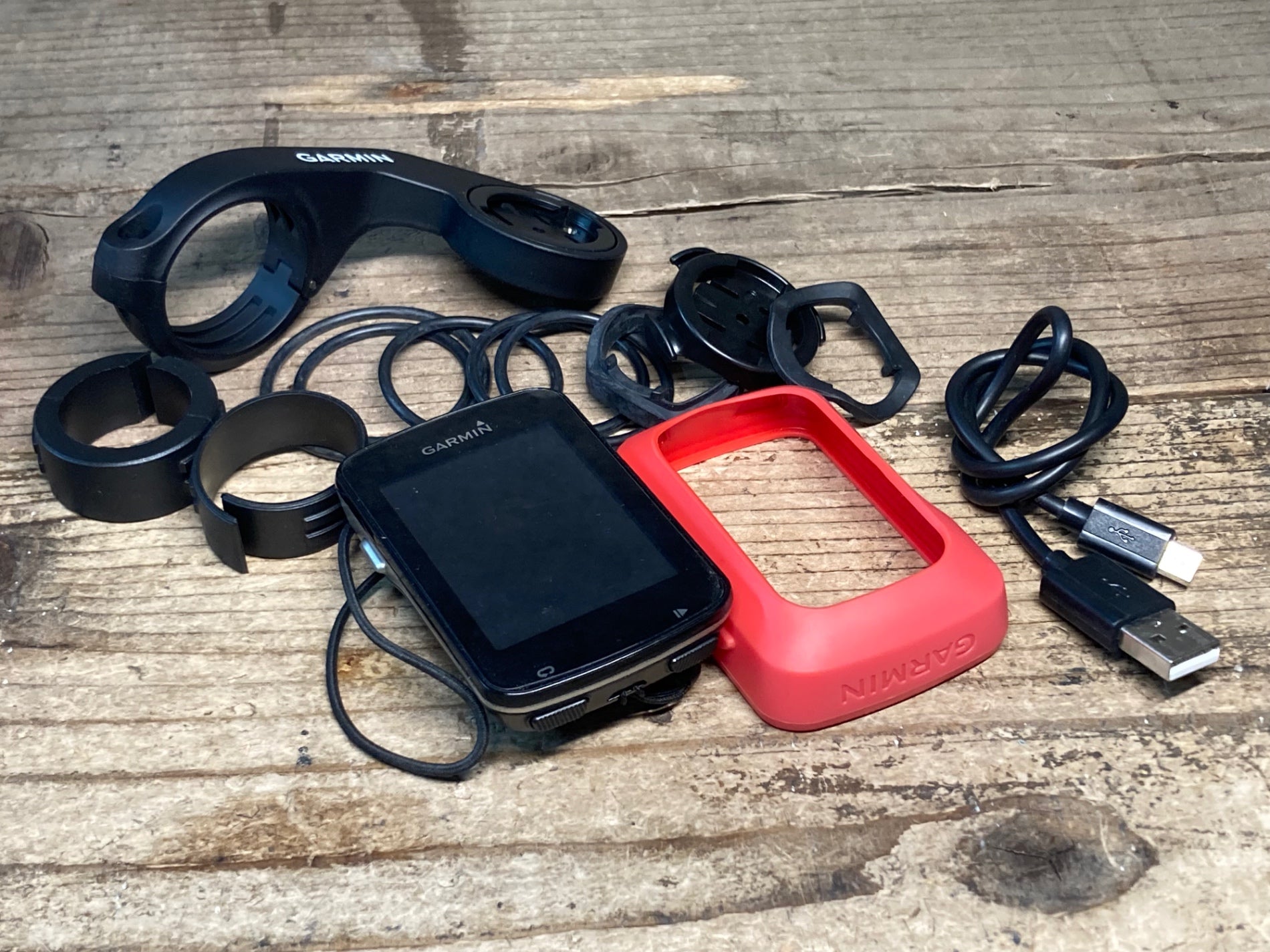 JN898 ガーミン GARMIN EDGE820J サイクルコンピューター 動作確認済