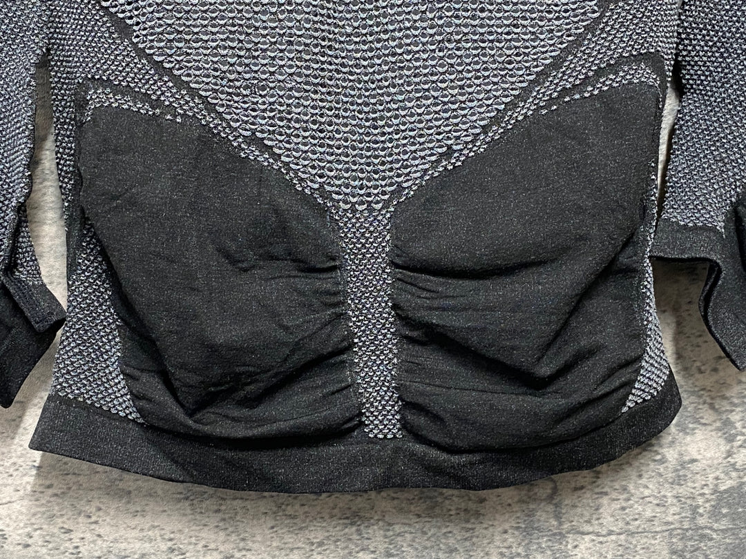 JM267 アウトウェット OUTWET 長袖 メッシュ べースレイヤー 黒 サイズ不明