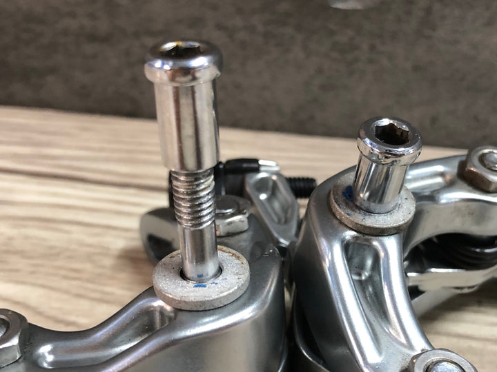 JC188 シマノ SHIMANO 105 BR-5800 キャリパーブレーキ 前後セット シルバー ※シューホルダー欠品
