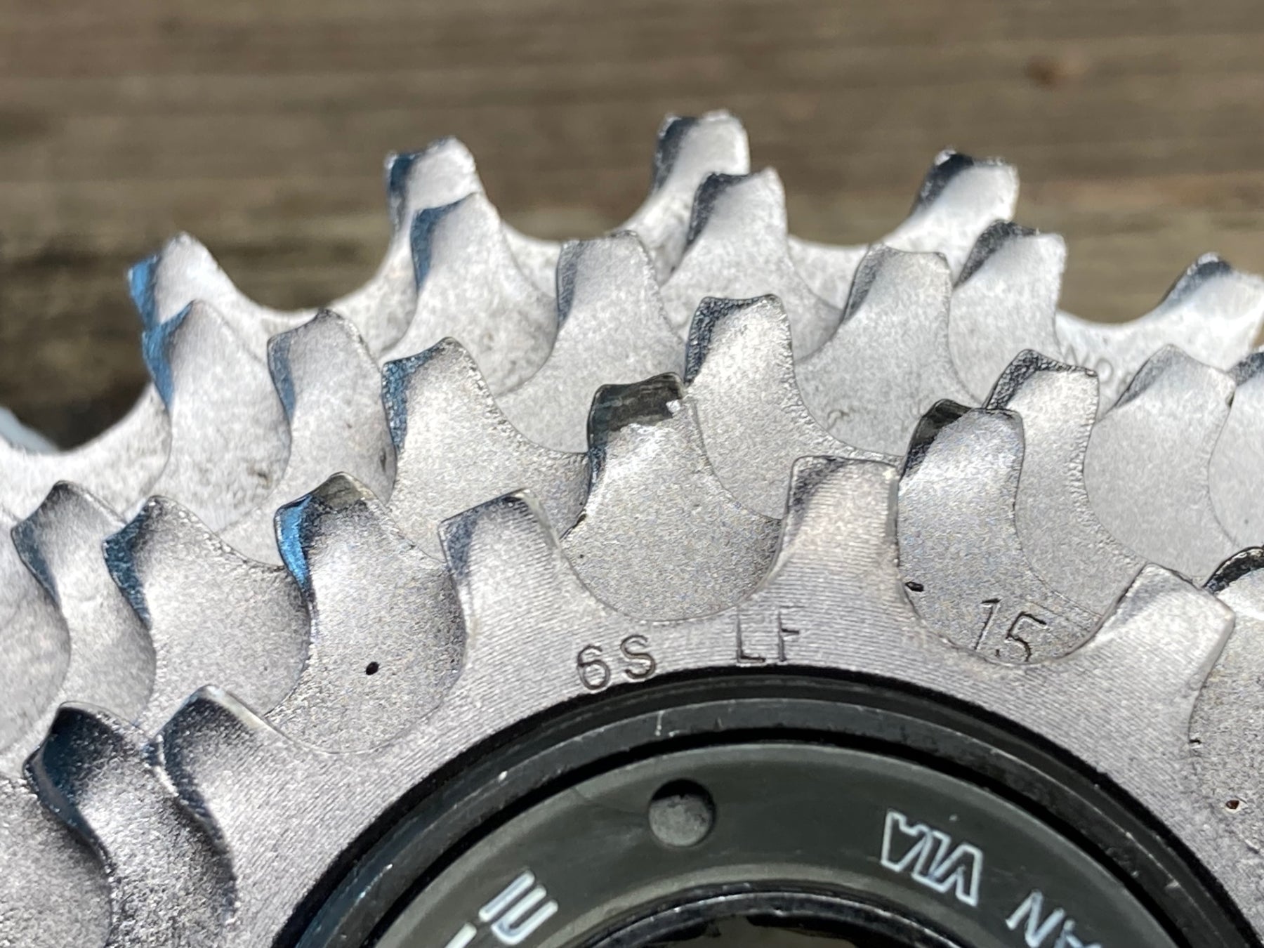 GP835 シマノ SHIMANO デュラエース DURA-ACE MF-7400 6S ボスフリー