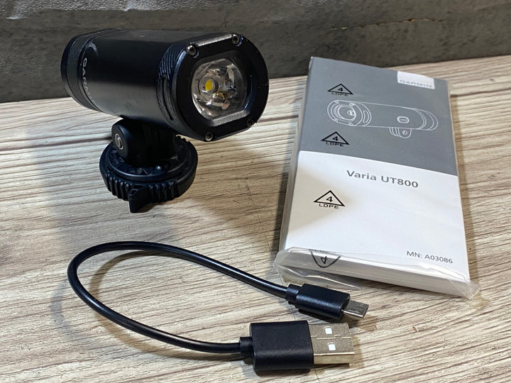 KN887 ガーミン GARMIN VARIA UT800 フロントライト 動作確認済み