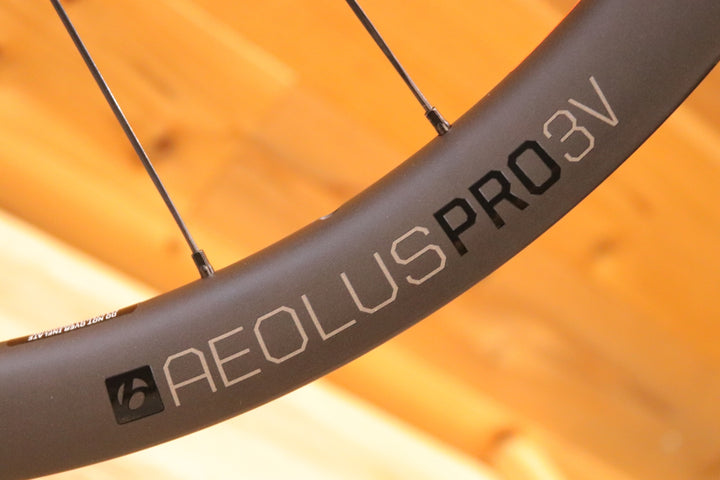 ボントレガー BONTRAGER アイオロス AEOLUS PRO 3V TLR DISC シマノ 11S/12S 25C カーボン チューブレスレディ グラベル ホイールセット 【広島店】