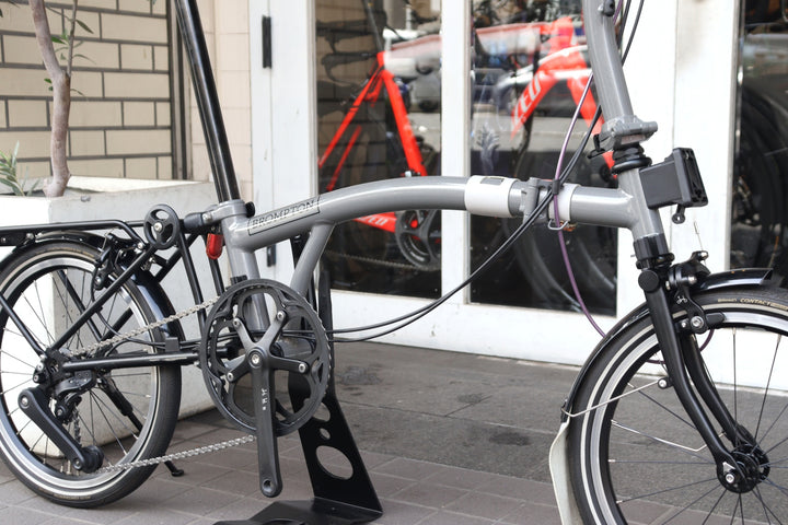 ブロンプトン BROMPTON P LINE URBAN MID M4R 2022モデル チタン ミニベロ 折り畳み 小径車 【横浜店】