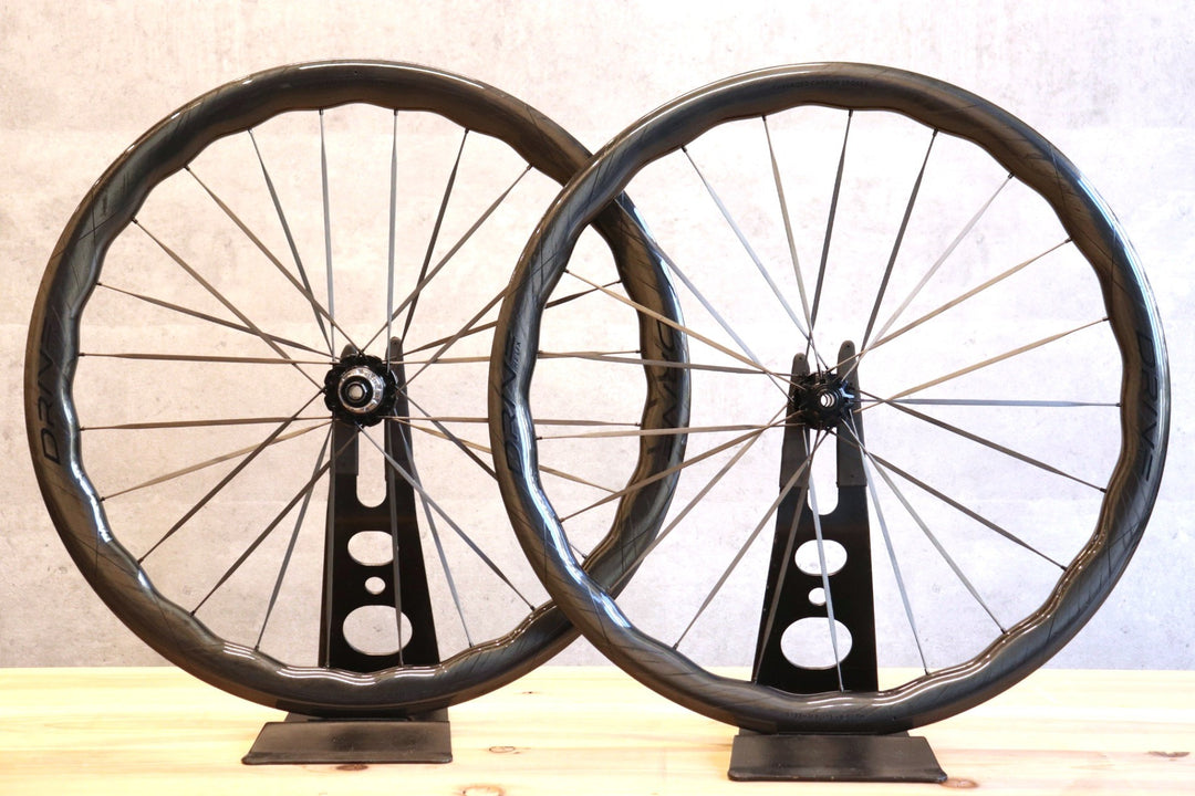 【訳あり】 エリートホイールズ ELITEWHEELS ドライブ ヘリックス DRIVE HELIX 46D CS カーボン チューブレスレディ ホイールセット シマノ11S/12S 【さいたま浦和店】