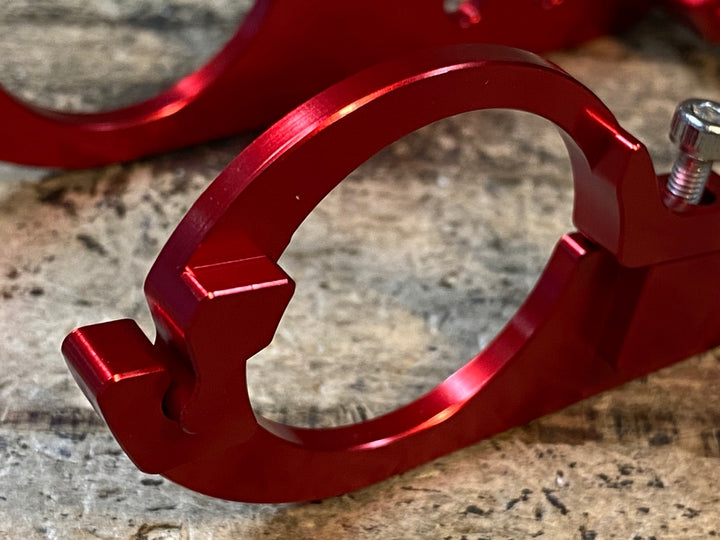JO146 レックマウント REC-MOUNTS 両持ちサイコンマウント Φ31.8 赤
