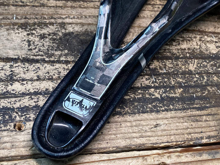 HJ314 セライタリア selle italia SLR KIT CARBONIO サドル 黒 130mm カーボンレール