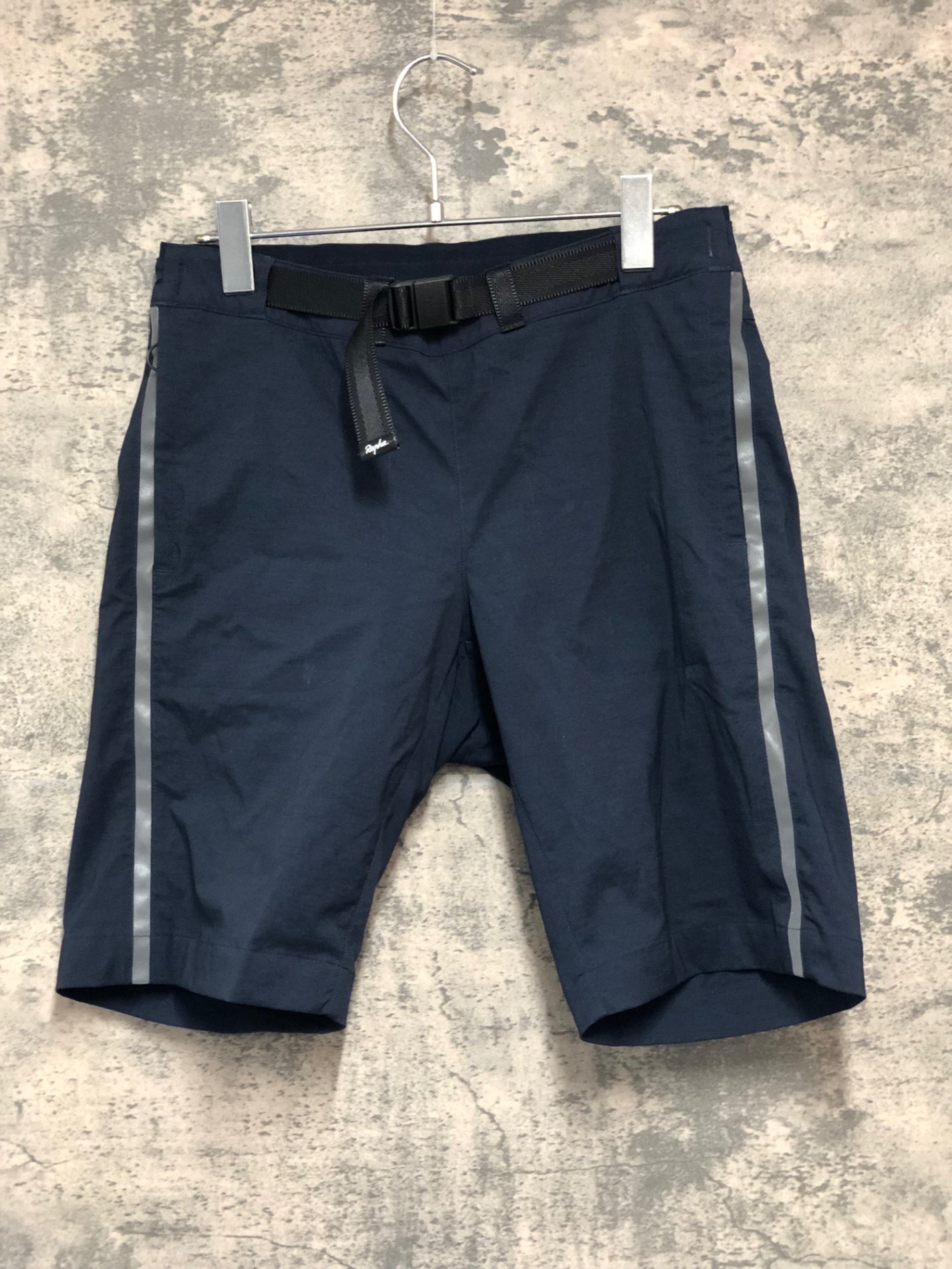 JJ974 ラファ Rapha COMMUTER SHORTS サイクルパンツ 紺 28 – BICI