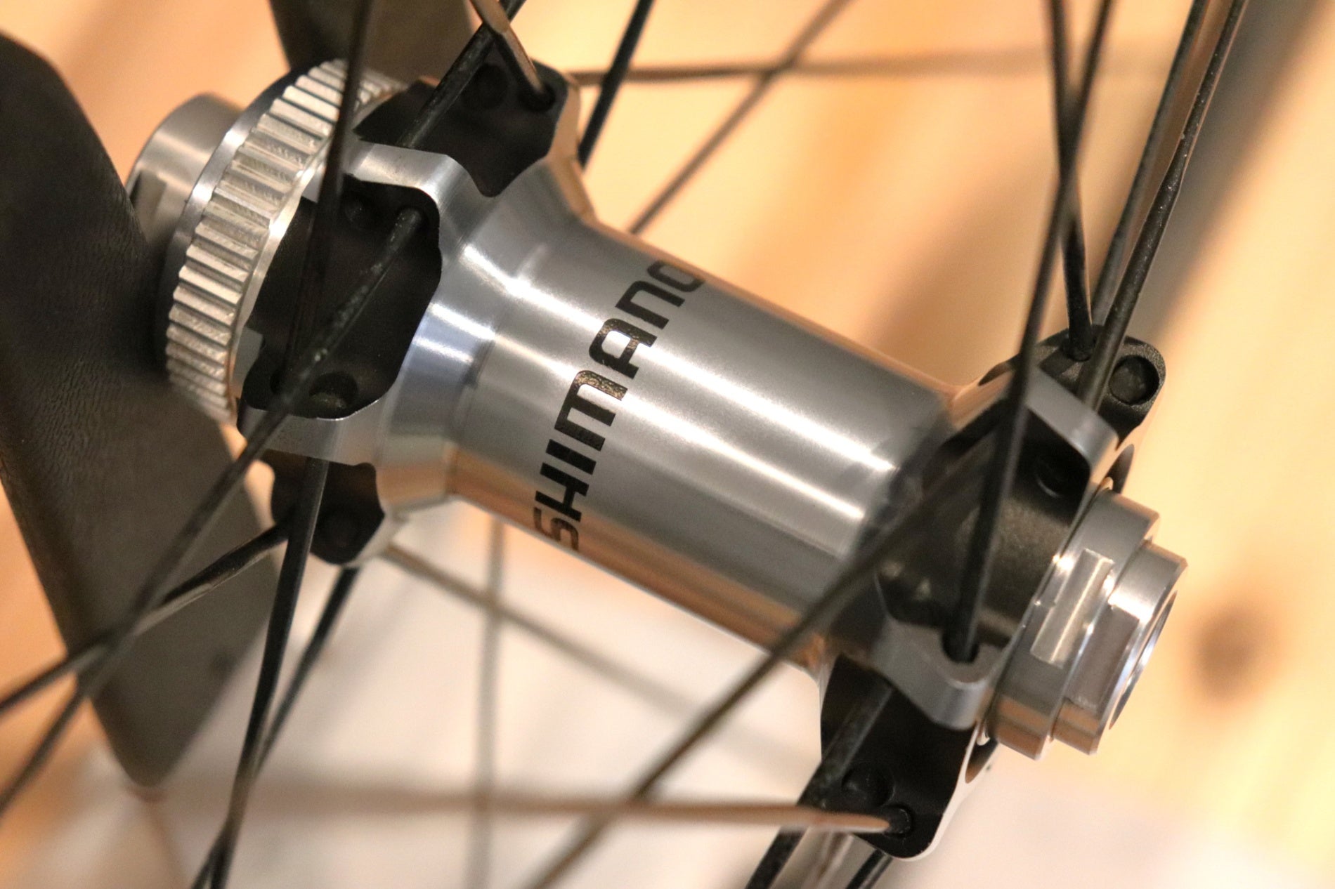 シマノ SHIMANO WH-RS770 アルミ カーボン チューブレスレディ