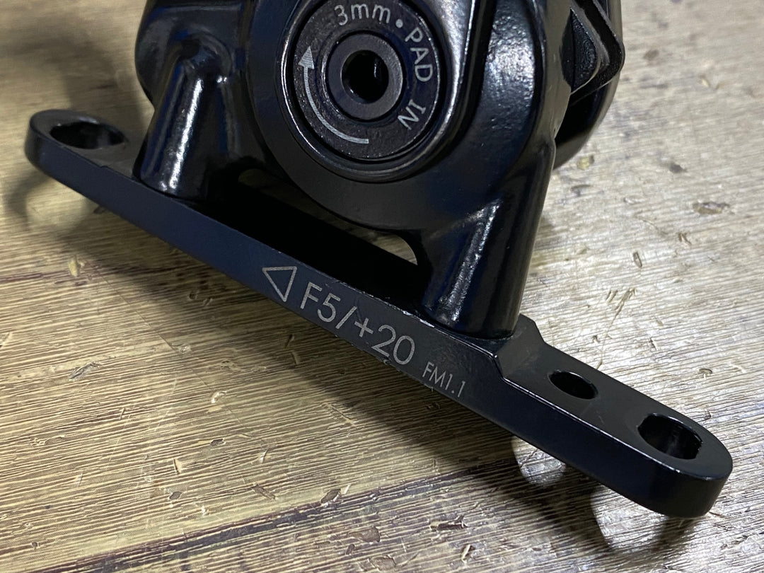 KO384 テクトロ TEKTRO MD-C550 ディスクブレーキキャリパー 前後セット