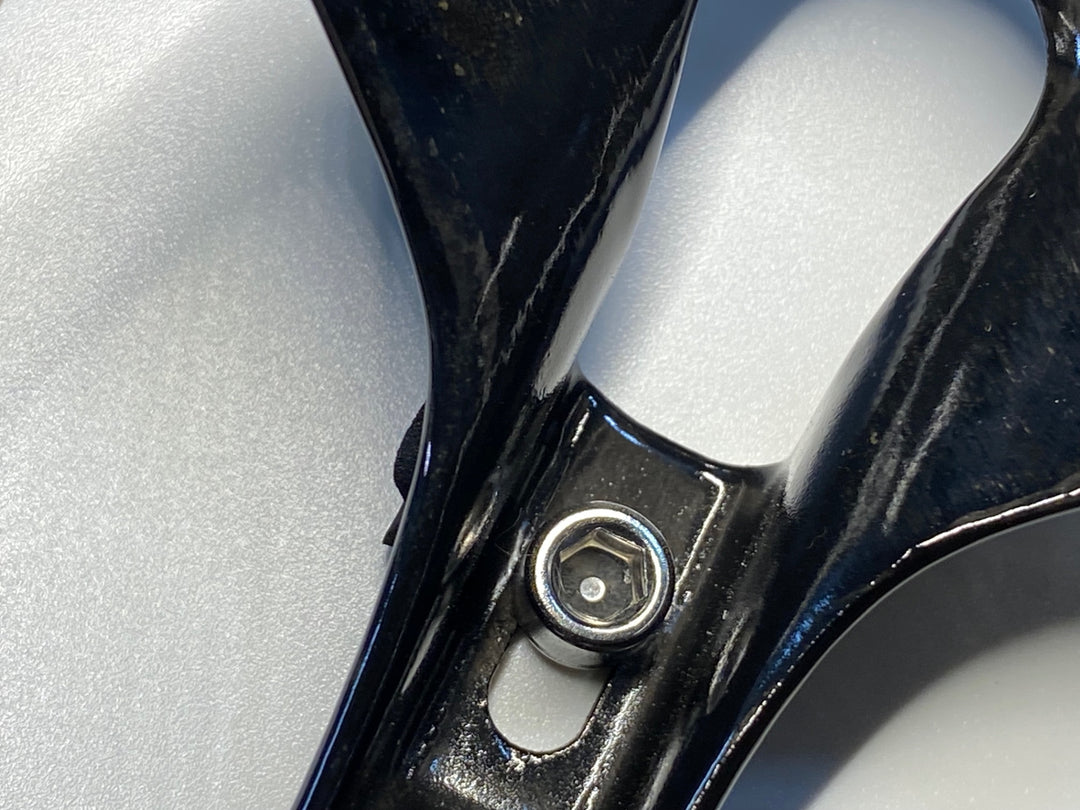 JD553 レザイン LEZYNE CARBON CAGE ボトルケージ カーボン