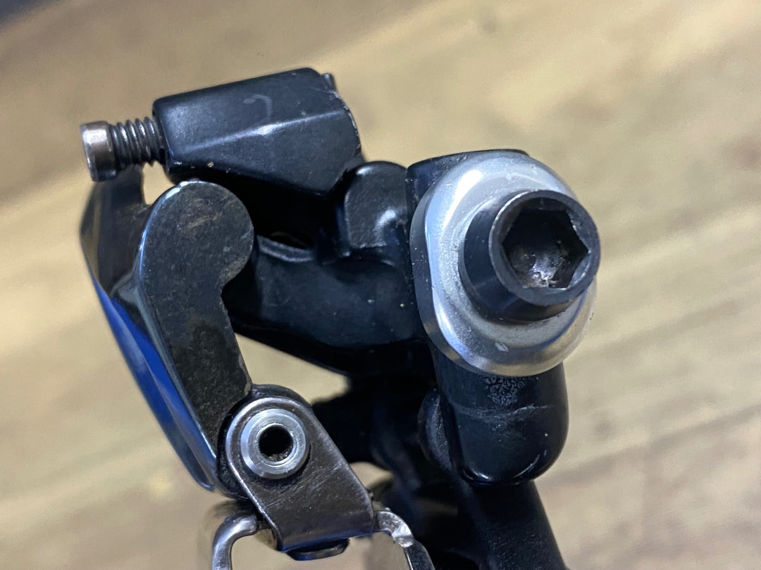 KN087 シマノ SHIMANO デュラエース DURA-ACE FD-R9100 フロントディレイラー 直付け ※ワイヤー固定ボルト、キャップ欠品